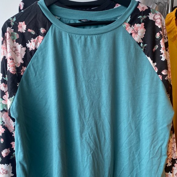 SHEIN Floral Raglan Sleeve T-shirt - Picture 1 of 3
